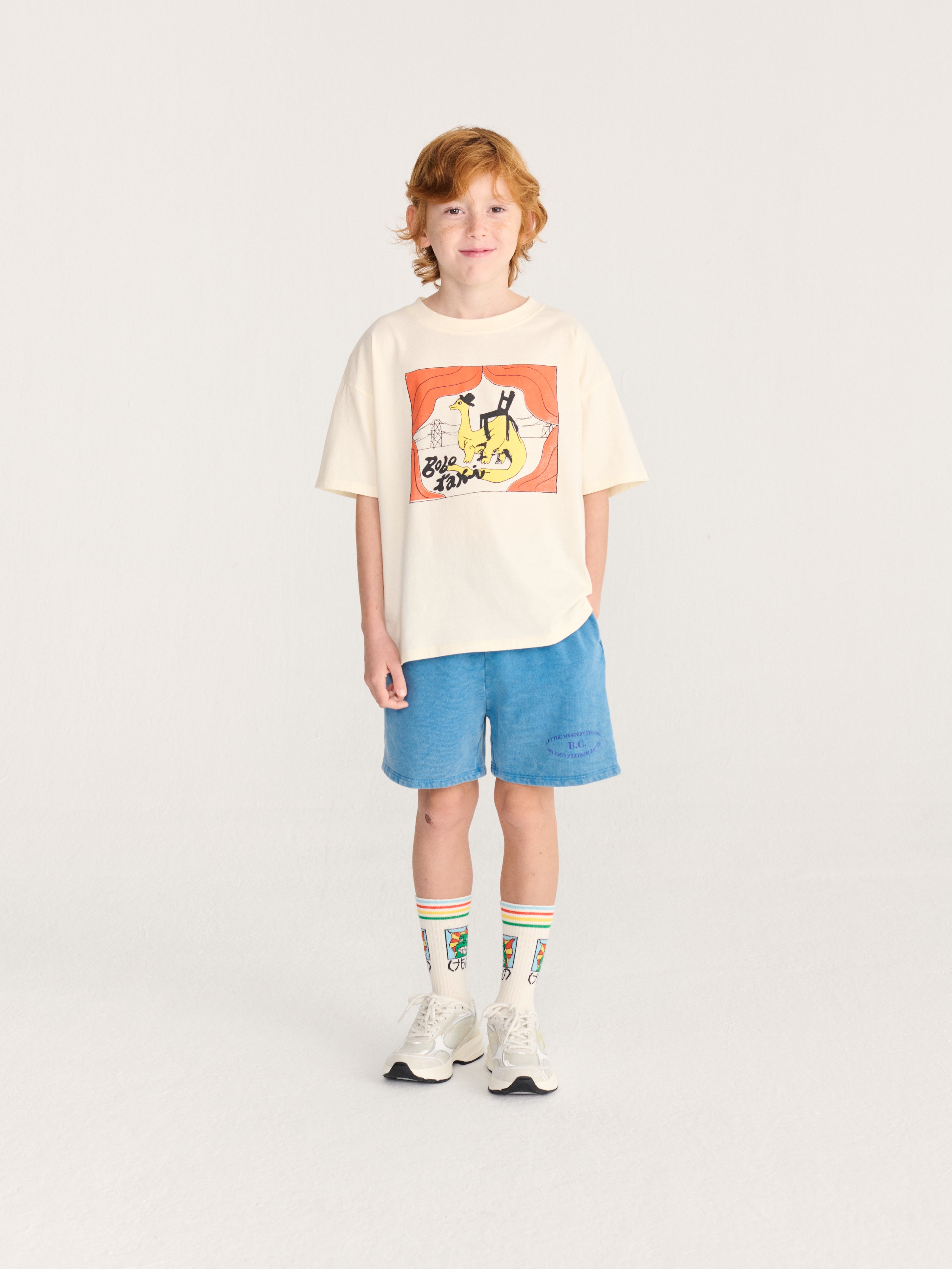 "T-shirt Saurus Taxi" / "Taxi Saurus" T-shirt, off-white
