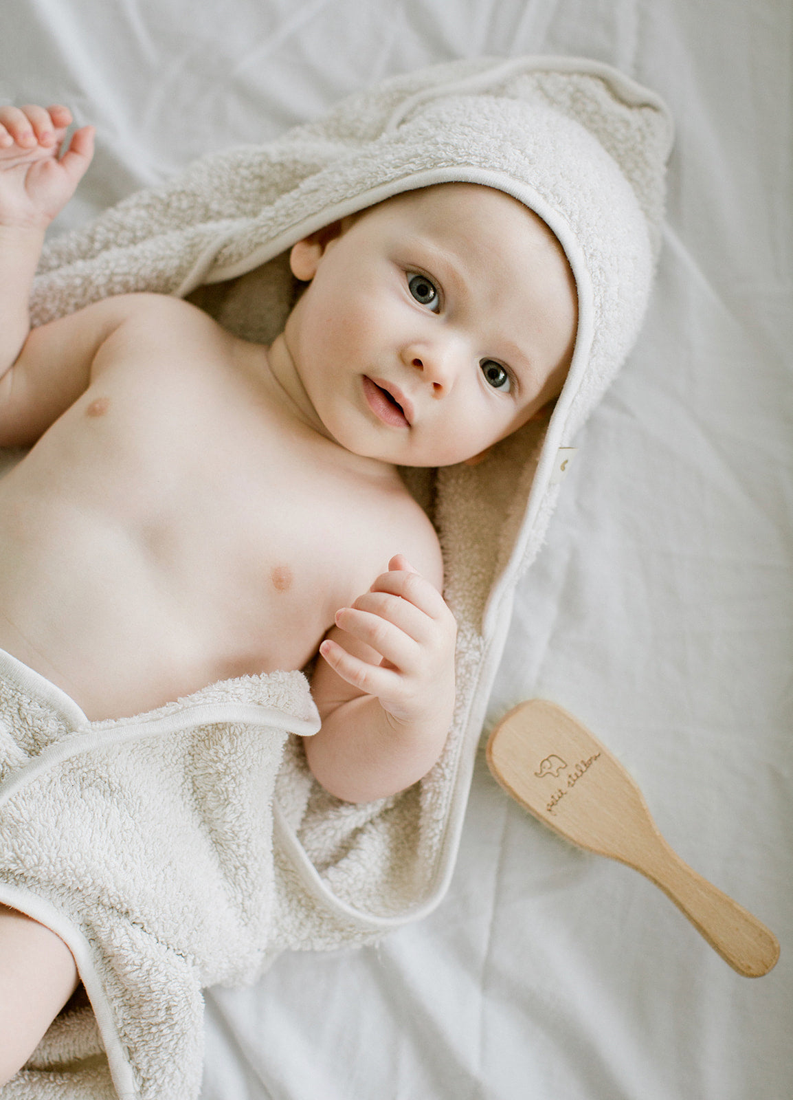 Serviette de bain à capuche pour bébé, couleur vanille