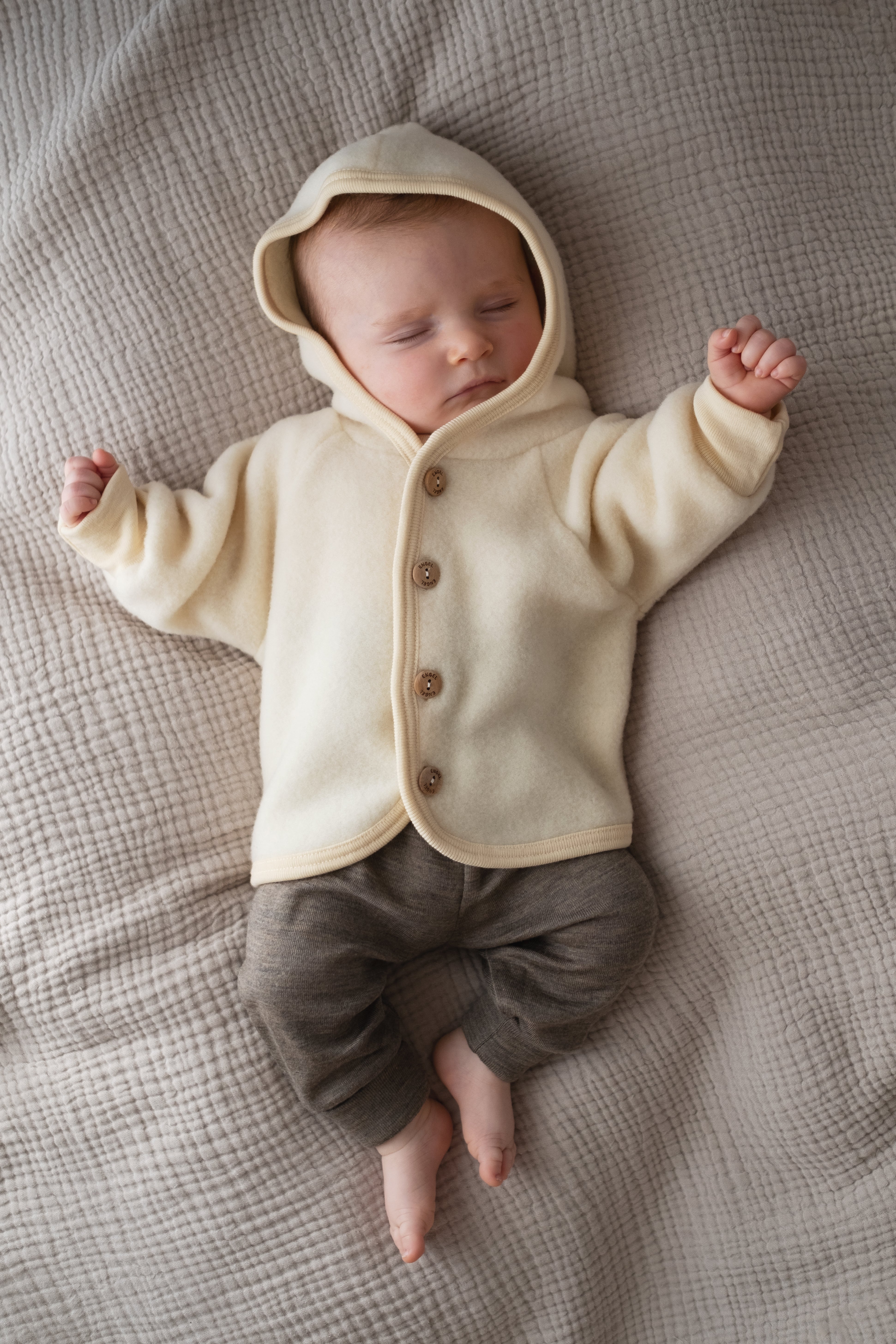 Veste à capuche en laine vierge naturelle
