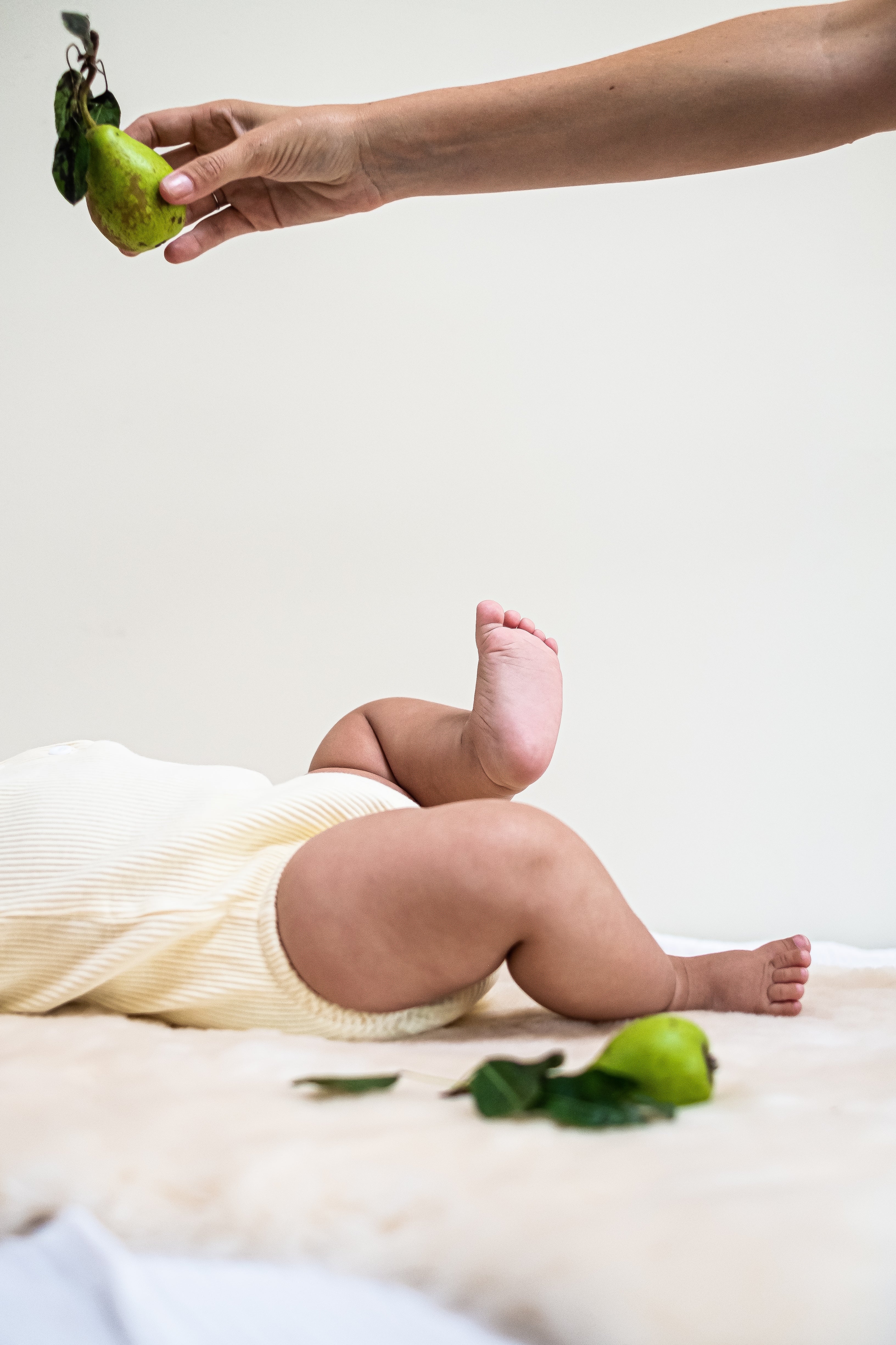 Binibamba Lammfell Baby-Spieldecke Milk