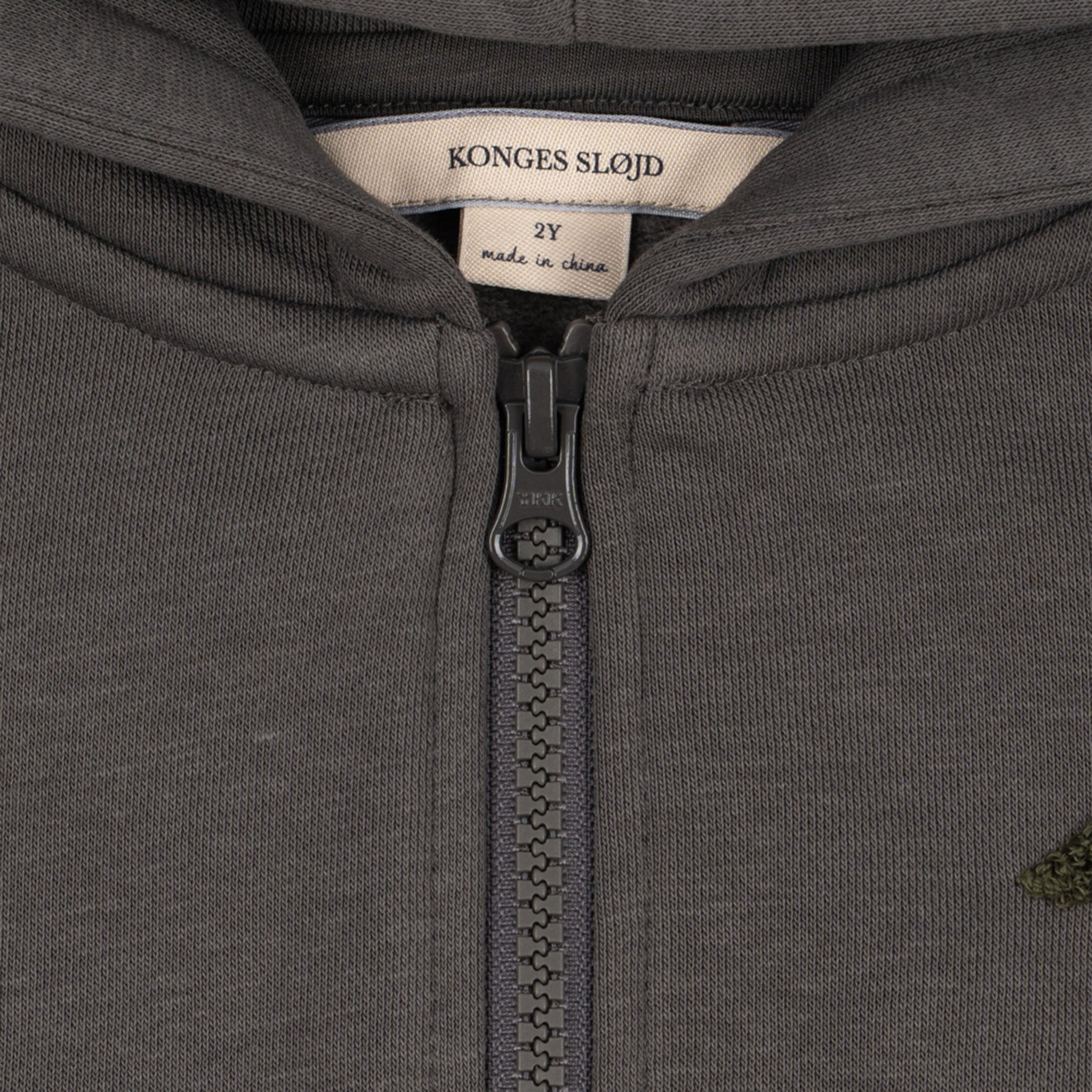 Hoodie Lou Magnet