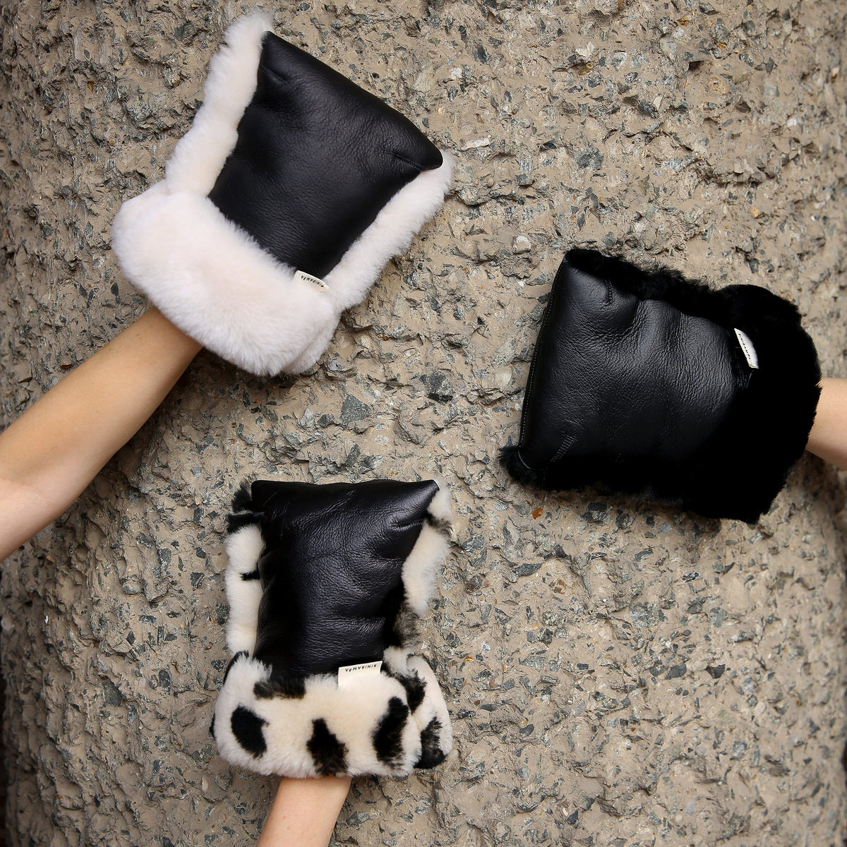 Binibamba Stroller Mittens, Sheepskin, Noir + Leopard