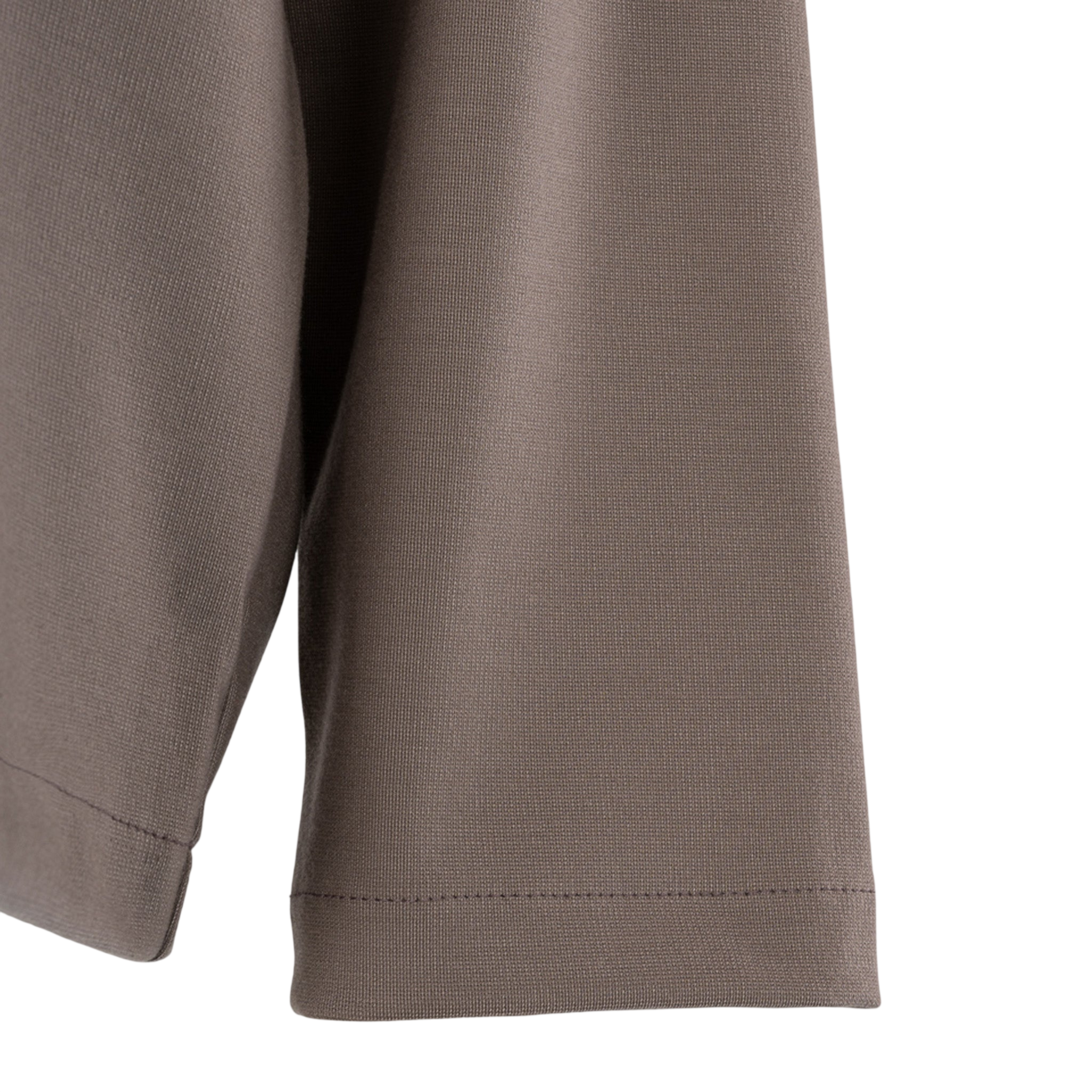 T-shirt à manches longues Transformation, col roulé, couleur Cinder Taupe