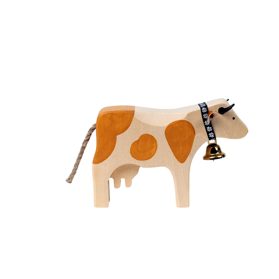 Trauffer Kuh 2 stehend Simmentaler