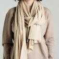 Écharpe en cachemire tricoté beige uni - Écharpes et foulards - un accessoire élégant et pratique | Stadtlandkind