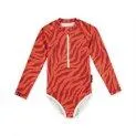 Maillot de bain UPF 50+ Stripes of Love Red/Coral - Le bon maillot de bain pour vos enfants avec des volants, des rayures ou plutôt un imprimé animal | Stadtlandkind