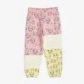 Cathlethes Pink jogging bottoms - Pants for your kids for every occasion - whether short, long, denim or organic cotton | Stadtlandkind