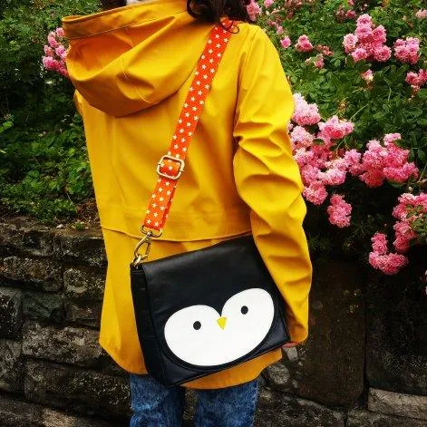 Tasche Polly (Pinguin) mit orangem Gurt - Amorina