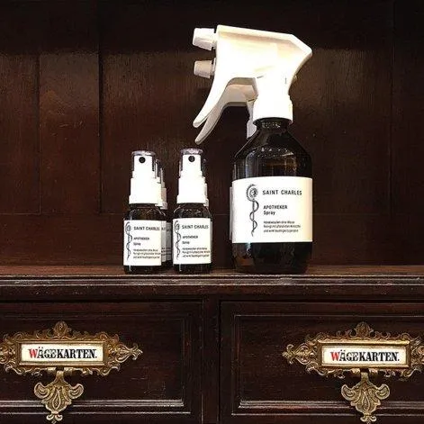 Natural disinfection spray for the handbag - Saint Charles Apothecary