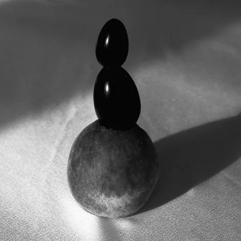 Yoni Egg Obsidian M (40x25mm) - Lucid Moons 