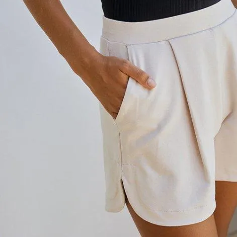 Formal Shorts Almond White - Moya Kala